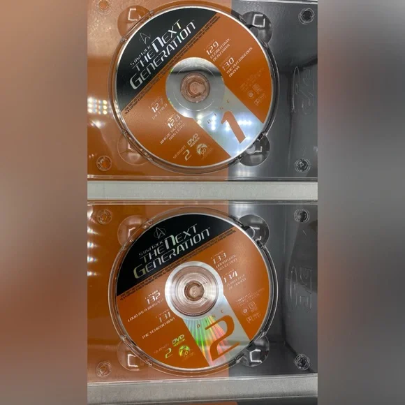 Star Trek The Next Generation Season 2 DVD 2002 6 Disc Set Booklet Paramount - Picture 7 of 11